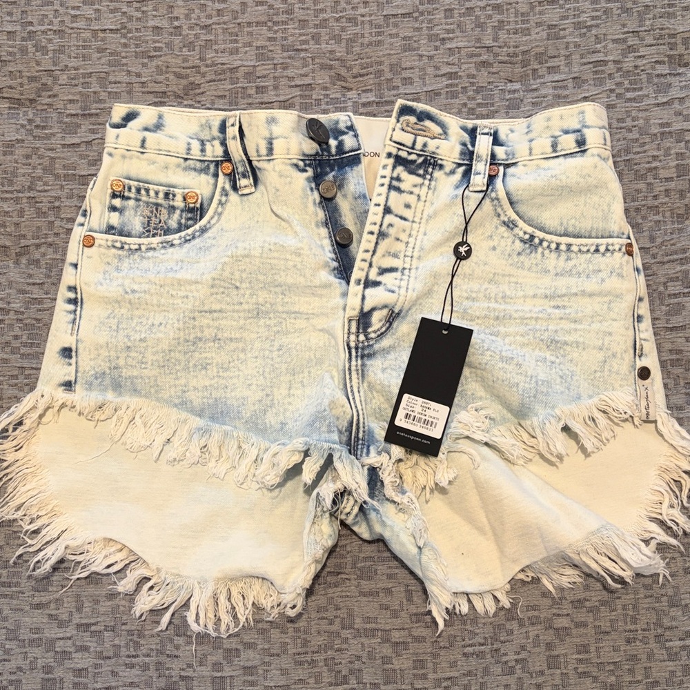 One Teaspoon Outlaws Denim Shorts Size 24